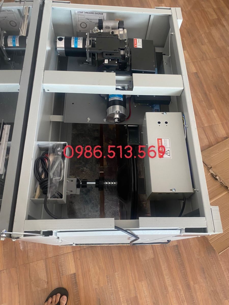 Máy đóng đai thùng NB168